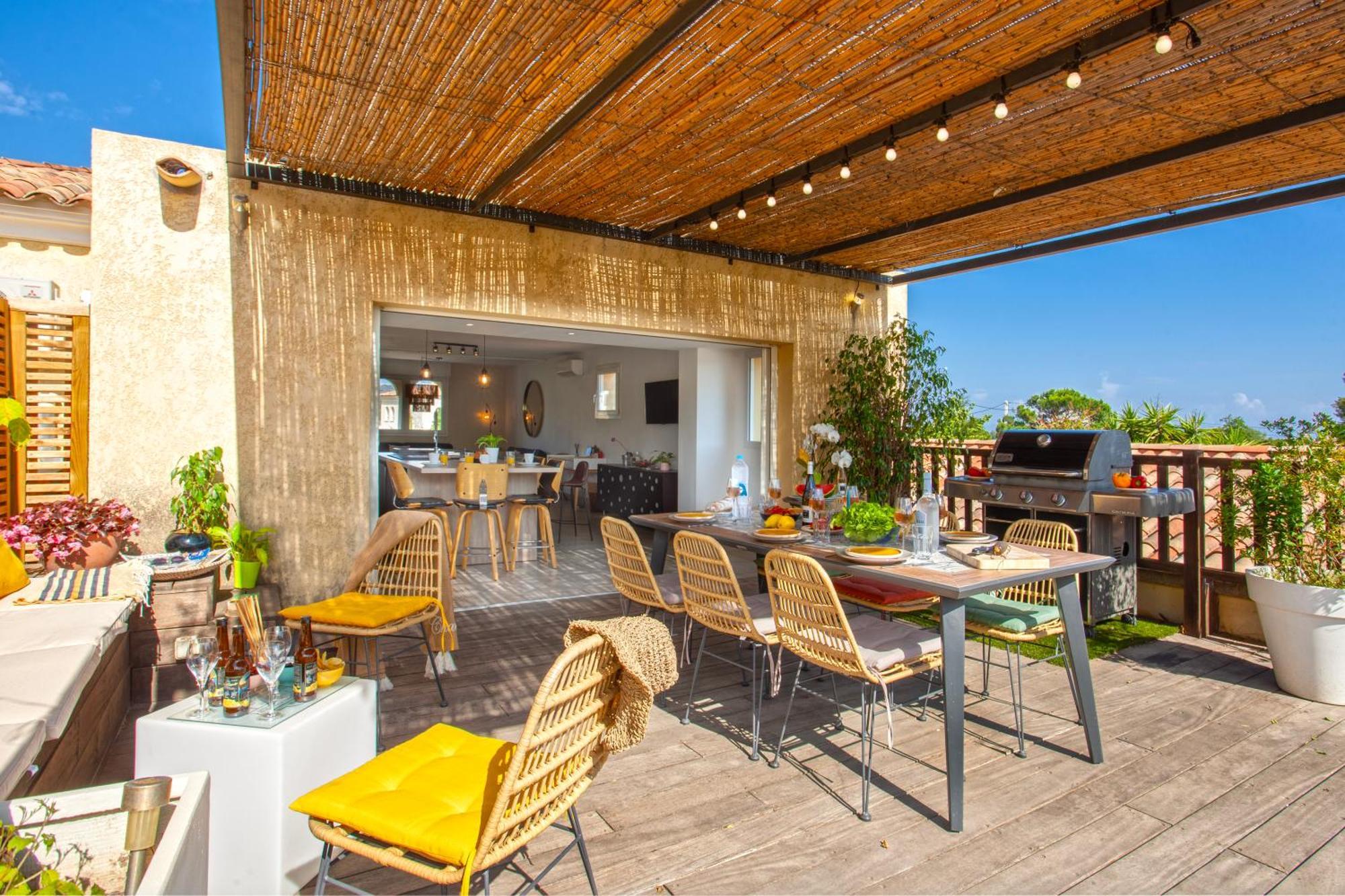 Residence Acquavital Калви Екстериор снимка